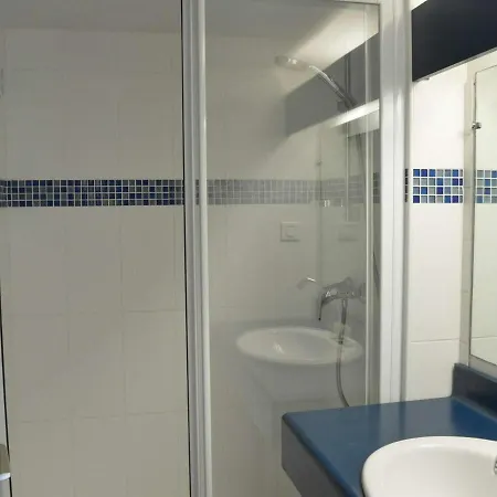 Appartement Cap D'Agde, 1 Piece, 6 Personnes - Fr-1-249-335 Διαμέρισμα